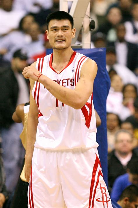 yao ming height feet|Yao Ming’s Height, Age, Net Worth & Biography